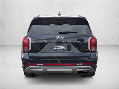 Used 2024 Hyundai Palisade Limited FWD image 7