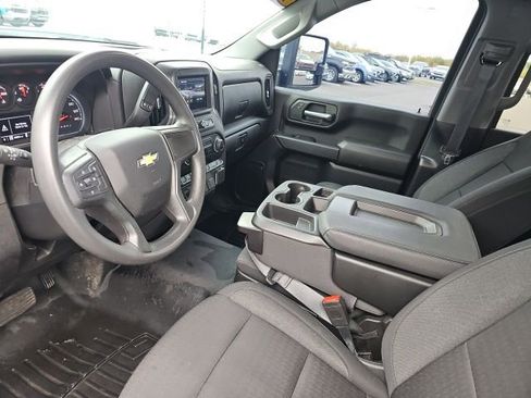 Used 2024 Chevrolet Silverado 2500 Custom w/ Custom Value Package image 19