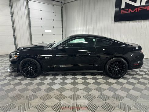 Used 2017 Ford Mustang GT w/ GT Performance Package image 2