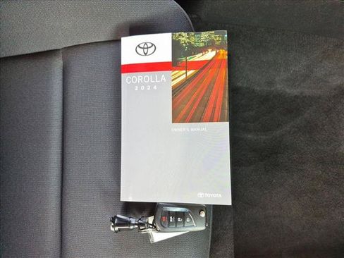 Certified 2024 Toyota Corolla LE FWD image 22