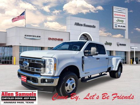 Used 2025 Ford F350 XLT image 1
