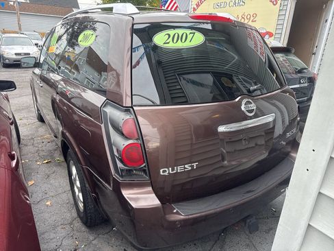 Used 2007 Nissan Quest SE w/ Navigation & Pax Pkg image 3