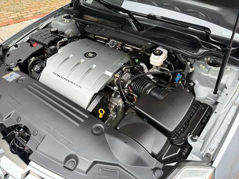 Used 2006 Cadillac DTS image 58