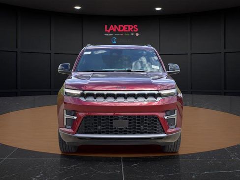 New 2026 Jeep Grand Wagoneer Limited AWD/4WD image 4