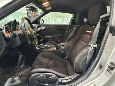 Used 2010 Nissan 370Z NISMO RWD image 43