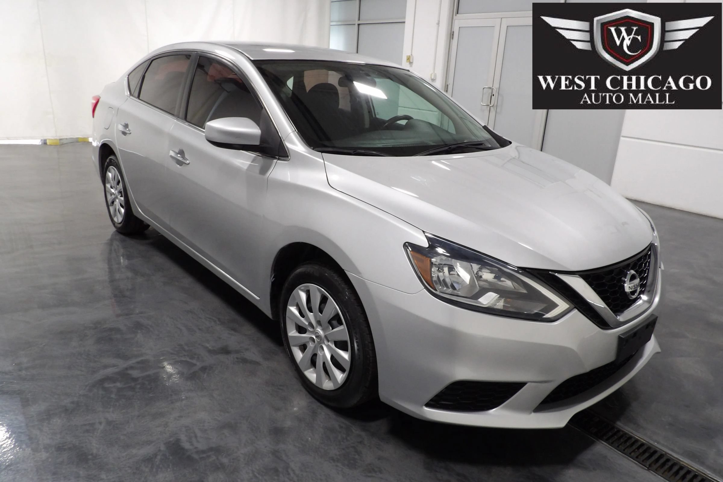 Used 2018 Nissan Sentra S FWD image 1