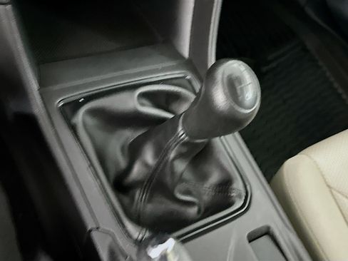 Used 2020 Subaru Impreza 2.0i image 24