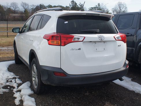 Used 2015 Toyota RAV4 XLE image 5