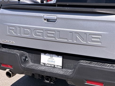Certified 2025 Honda Ridgeline RTL image 13