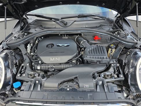 Used 2019 MINI Cooper Clubman S image 34