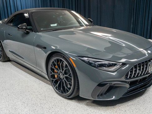 New 2026 Mercedes-Benz SL 63 AMG S e Performance 4MATIC image 3
