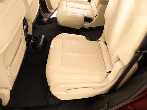 Used 2023 Jeep Grand Cherokee L Limited AWD/4WD image 13