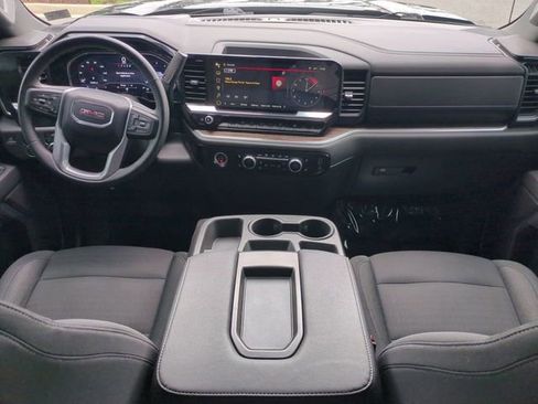 Used 2023 GMC Sierra 1500 SLE AWD/4WD image 14