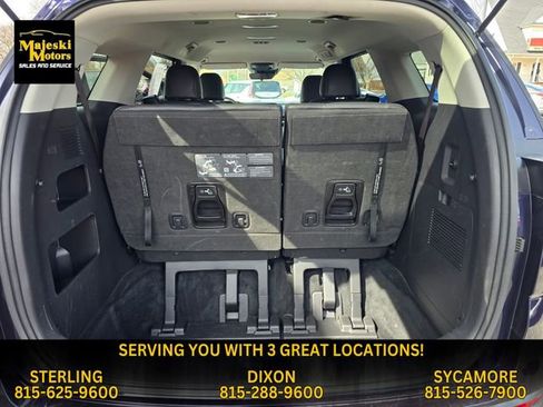 Used 2024 Kia Carnival LX image 31