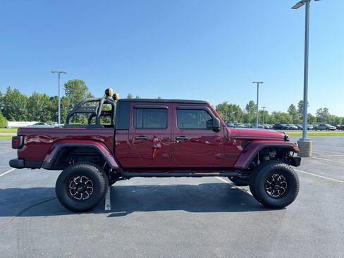 Used 2022 Jeep Gladiator Sport AWD/4WD image 5