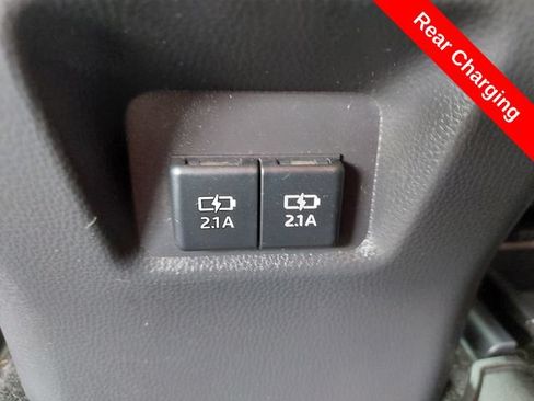Used 2019 Toyota RAV4 XLE w/ Convenience Package AWD/4WD image 22
