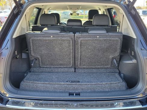 Used 2022 Volkswagen Tiguan SE image 10
