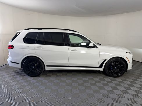 Used 2025 BMW X7 xDrive40i w/ Executive Package AWD/4WD image 8