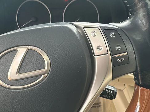 Used 2015 Lexus ES 300h w/ Navigation System Package FWD image 36