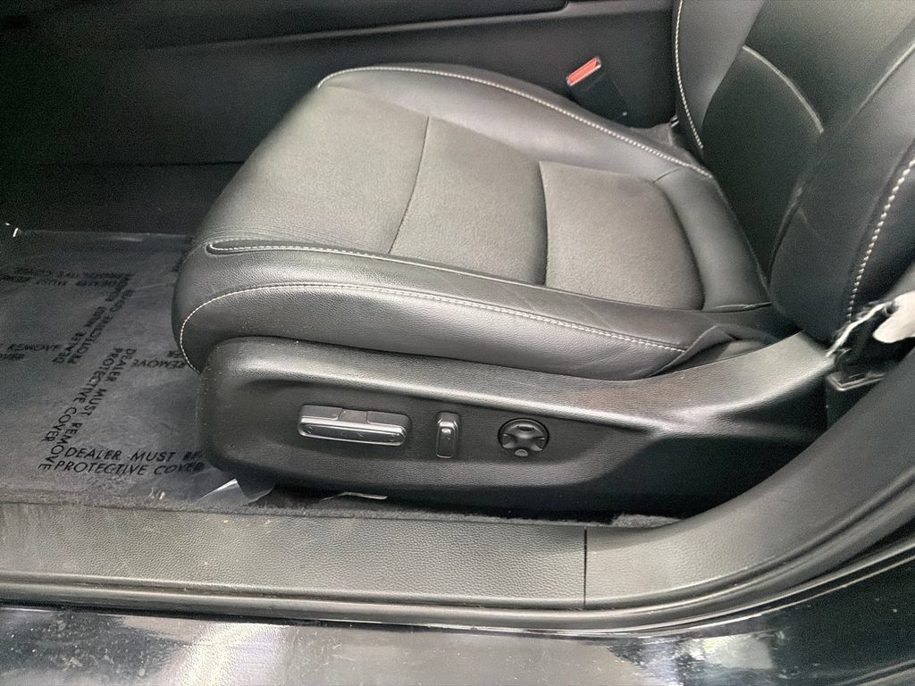 Used 2021 Honda Accord Sport image 10