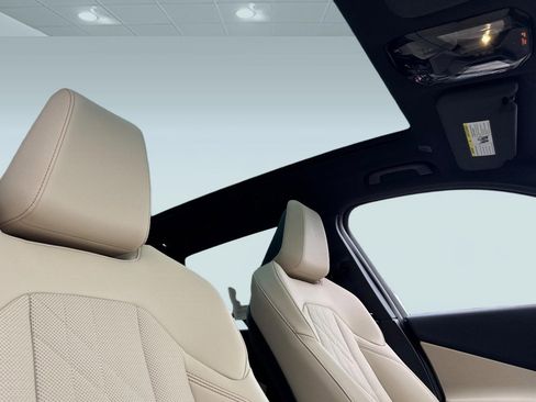 Used 2025 BMW X3 xDrive30i w/ Premium Package image 15