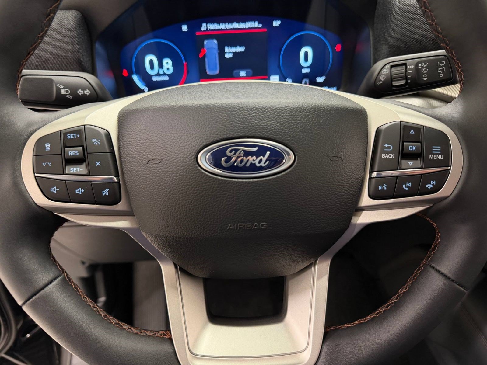 New 2026 Ford Explorer Active w/ Active Comfort Package AWD/4WD image 9
