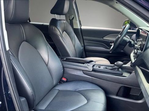 Used 2024 Toyota Grand Highlander AWD Hybrid image 30