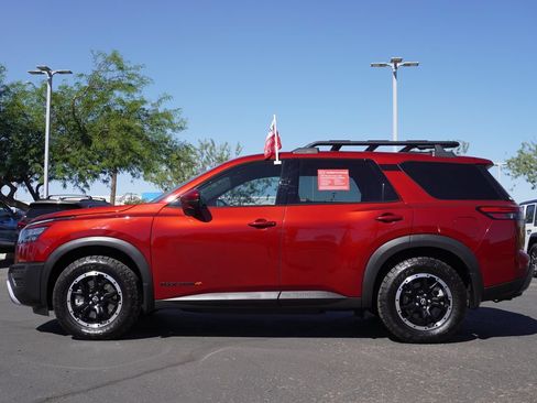 Certified 2024 Nissan Pathfinder Rock Creek AWD/4WD image 2