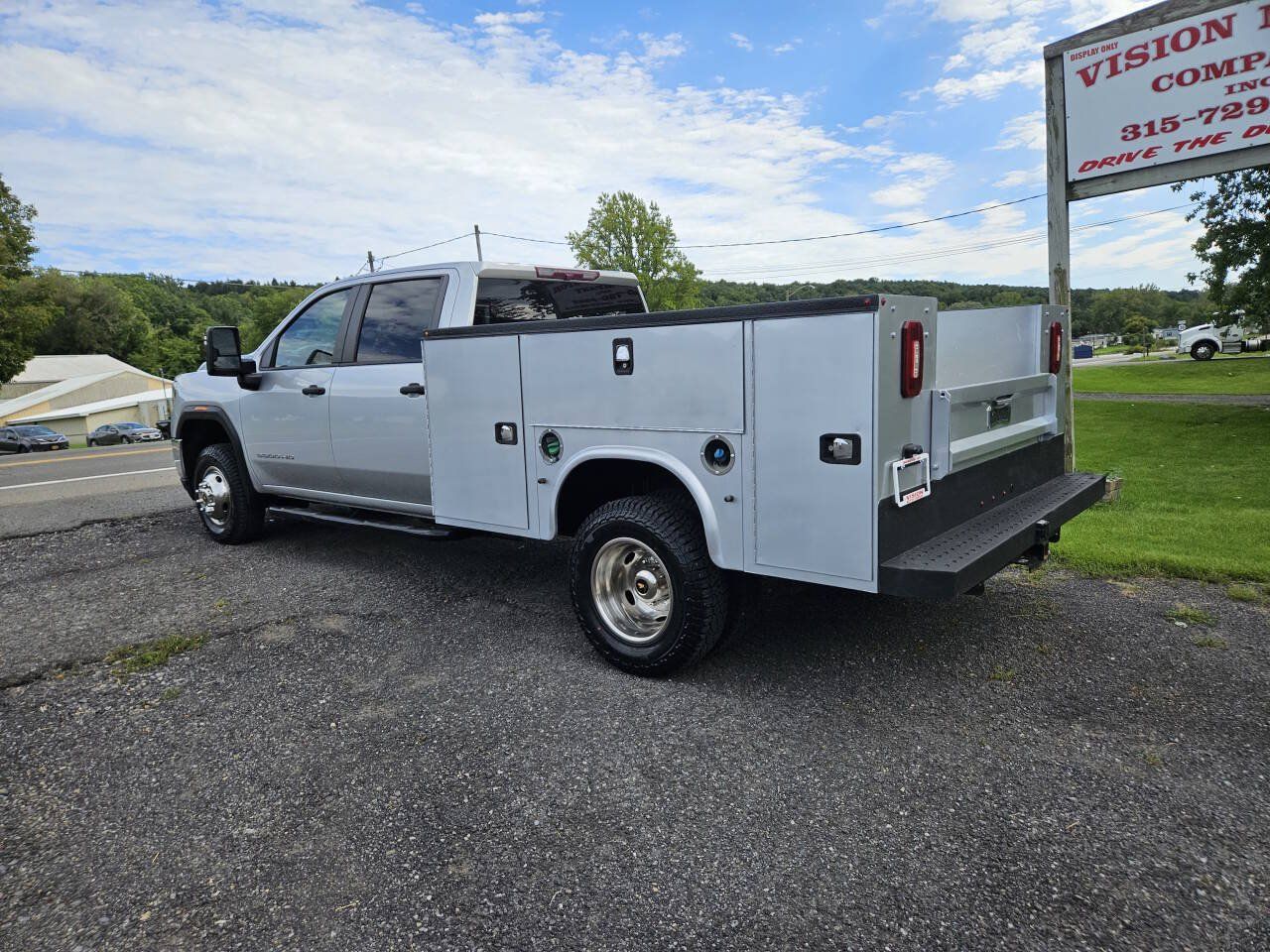 Used 2023 GMC Sierra 3500 Pro w/ Convenience Package AWD/4WD image 5