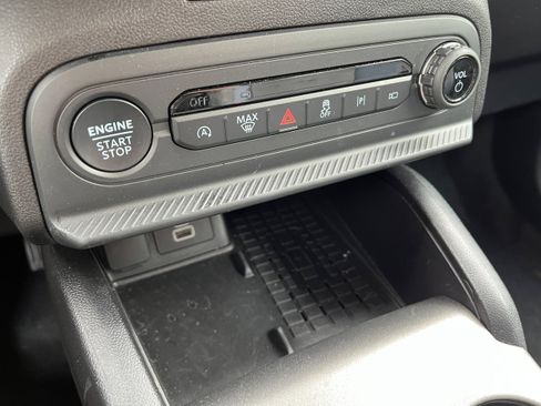 Used 2025 Ford Bronco Sport Outer Banks w/ Outer Banks Tech Package+ AWD/4WD image 17