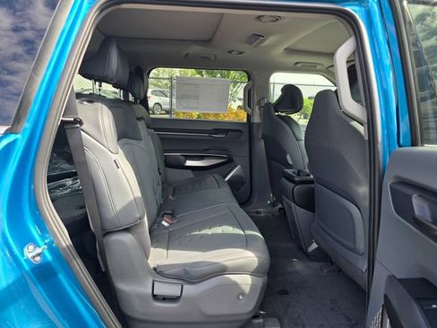 New 2026 Kia EV9 Wind AWD/4WD image 12