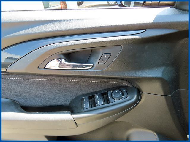 Used 2022 Chevrolet TrailBlazer ACTIV AWD/4WD image 12