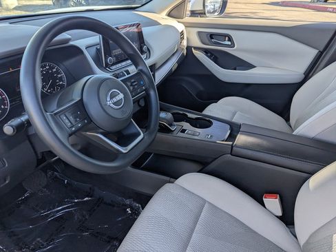 Certified 2024 Nissan Rogue SV image 18