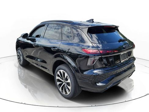 New 2026 Audi Q3 quattro 2.0T AWD/4WD image 3