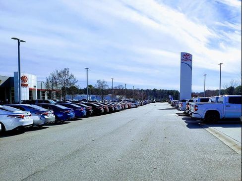 Used 2020 MAZDA CX-30 FWD w/ Select Package image 4