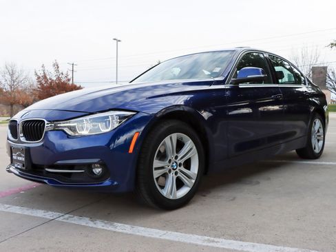 Used 2018 BMW 330i xDrive Sedan image 3