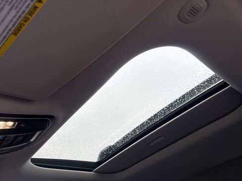 Used 2022 Jeep Grand Cherokee L Laredo w/ Luxury Tech Group I image 31