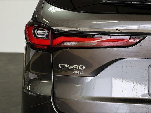 New 2026 MAZDA CX-90 Plug-In Hybrid w/ Preferred image 11