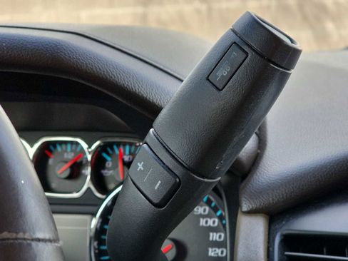 Used 2017 GMC Yukon SLE w/ Convenience Package image 21