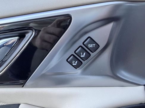 Used 2024 Subaru Legacy Limited image 14