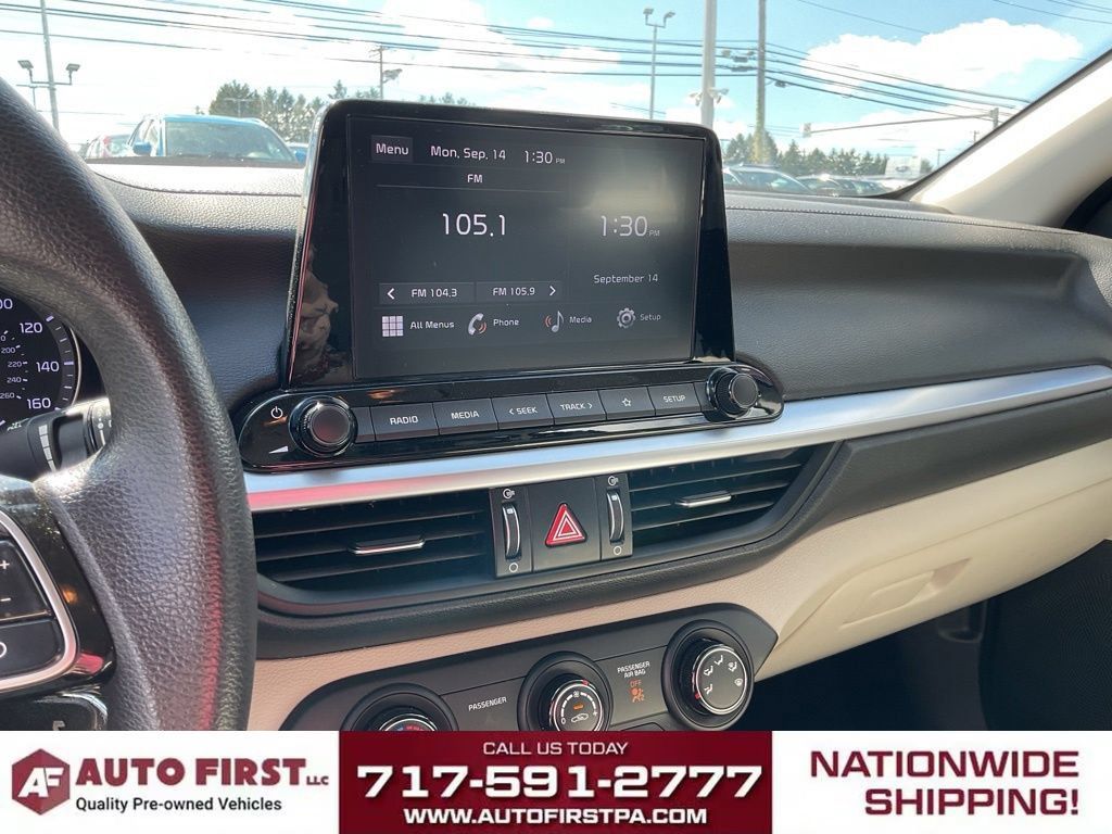 Used 2022 Kia Forte LXS FWD image 23