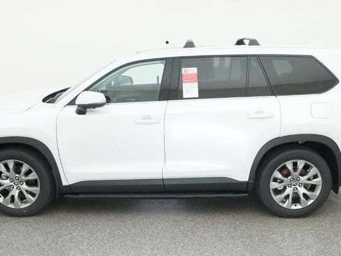 New 2026 Toyota Grand Highlander Limited image 12