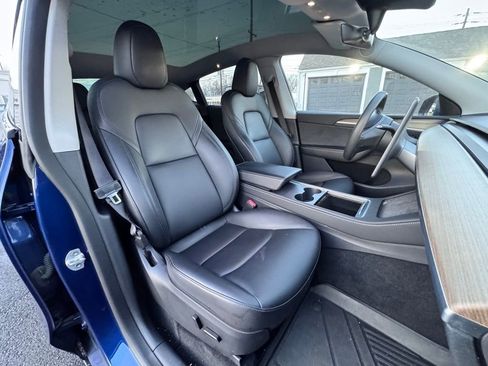 Used 2023 Tesla Model Y Long Range image 23