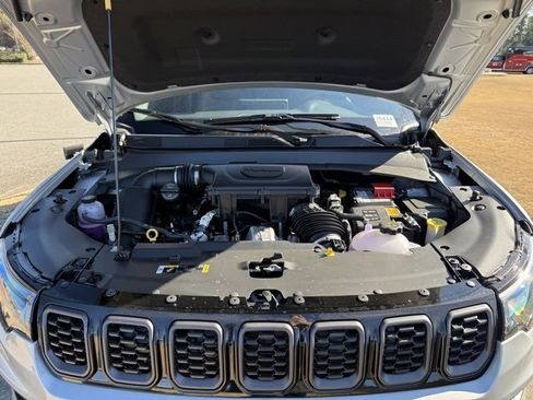 New 2026 Jeep Compass Latitude image 30