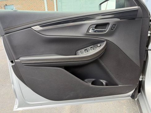 Used 2020 Chevrolet Impala LT FWD image 17