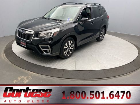 Used 2020 Subaru Forester Limited AWD/4WD image 1