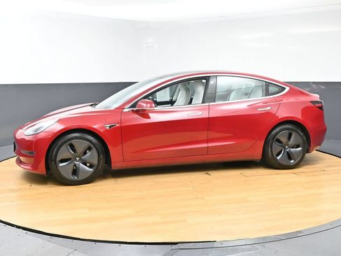 Used 2018 Tesla Model 3 Long Range AWD/4WD image 5