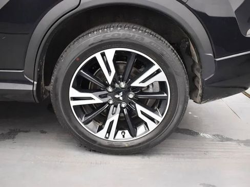 Used 2024 Mitsubishi Eclipse Cross SEL AWD/4WD image 36