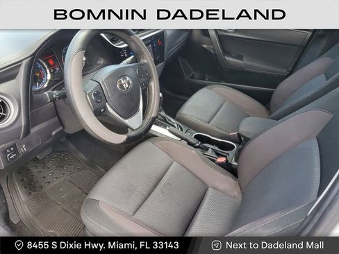 Used 2019 Toyota Corolla SE image 13