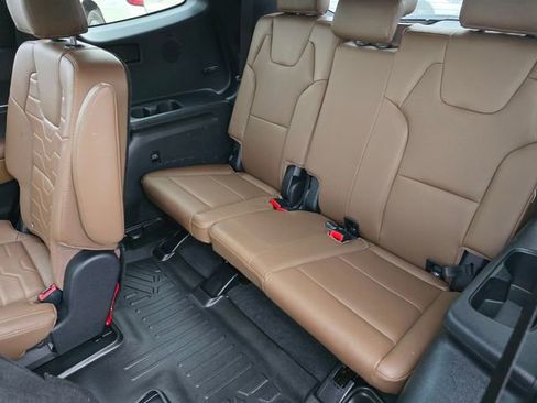 Used 2021 Kia Telluride SX w/ SX Prestige Package image 31